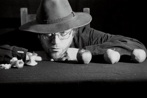 Scriitor, cercetător, publicist