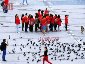 foto1-FLASHMOB-ORGANIZAT-DE-CRUCEA-ROSIE-IASI